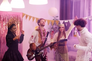 Invitations to Music Invitations to Music